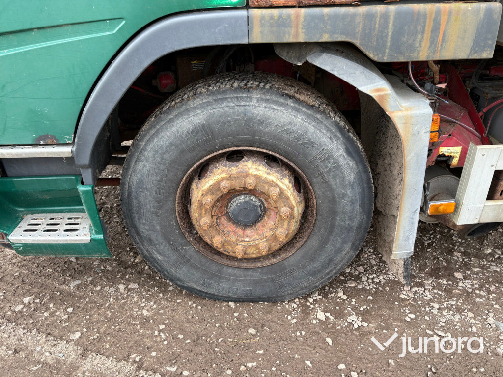 Djurtransport Volvo FM9 6x2