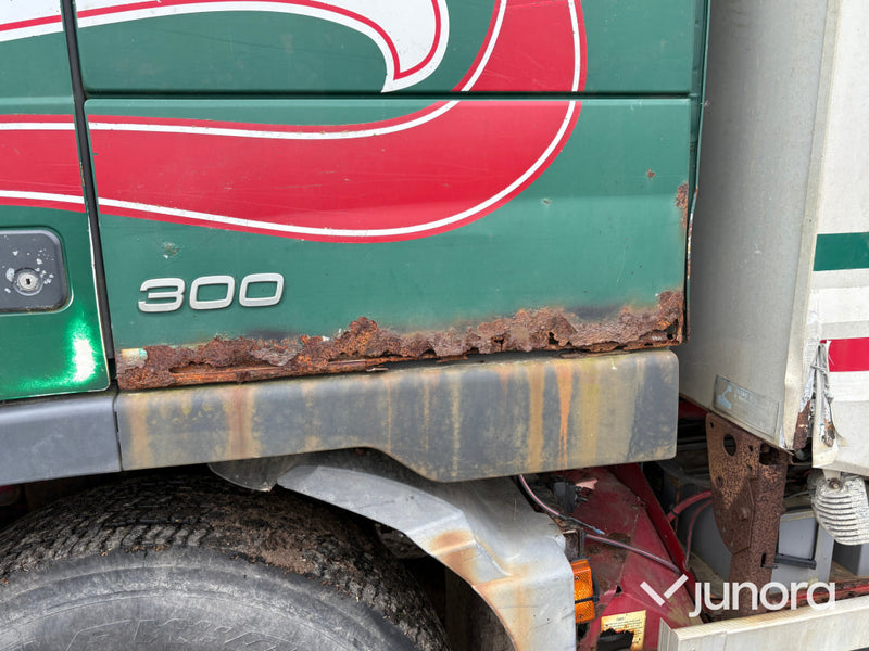 Djurtransport Volvo FM9 6x2