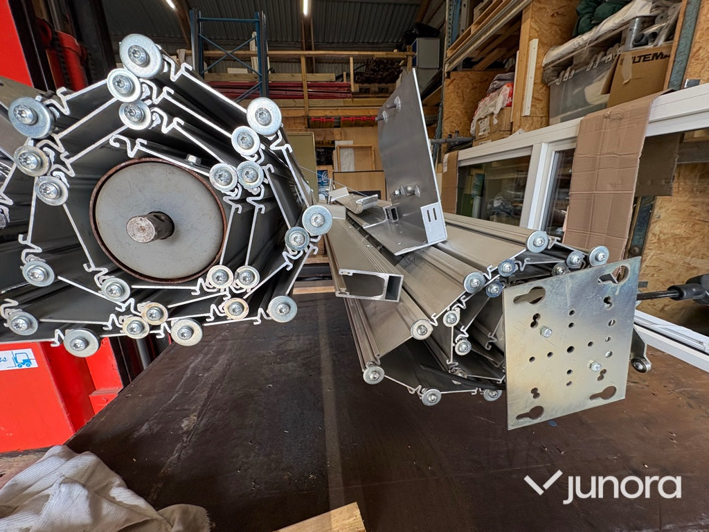 Butiksgaller - Jari, Titan 100