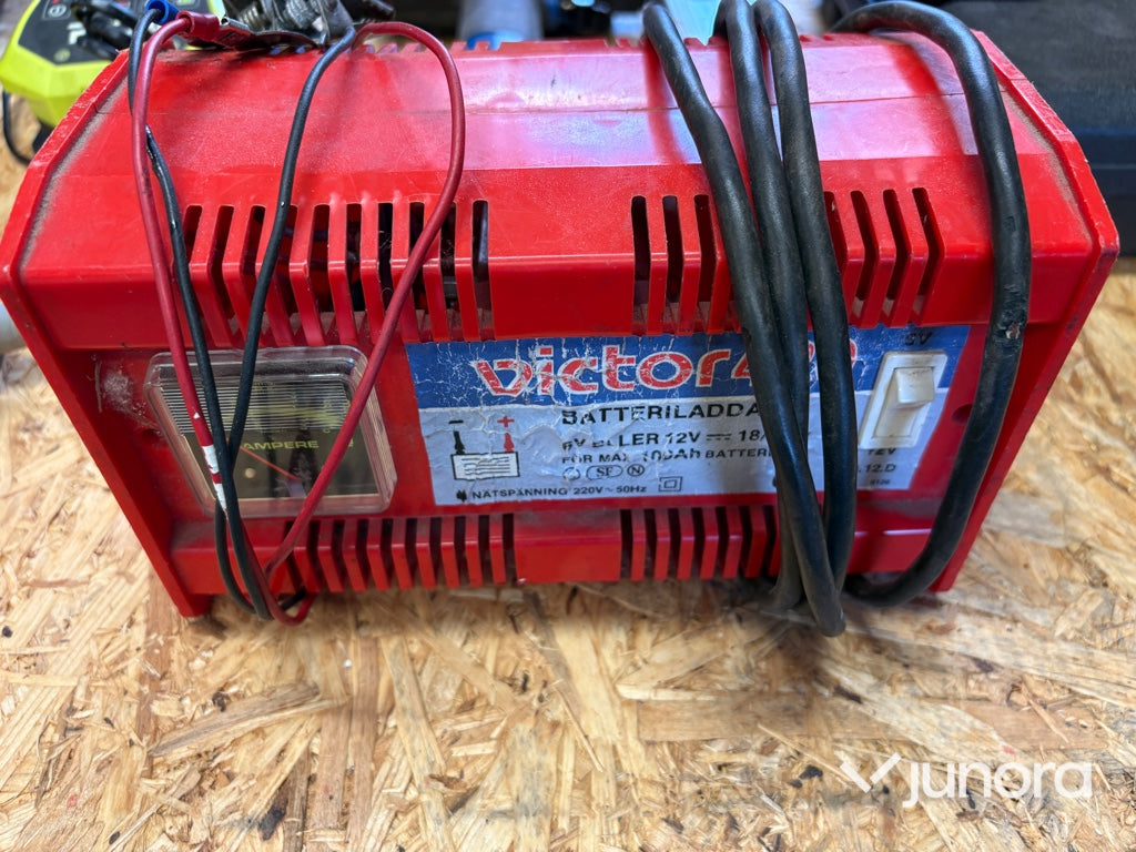 Batteriladdare - Victor, 420