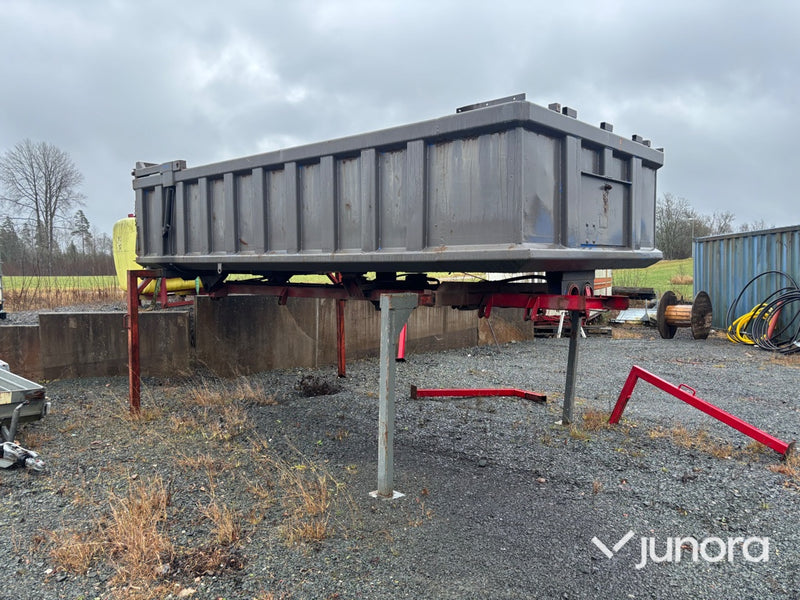 Flak -  Blidsberg, Med högtippande lucka