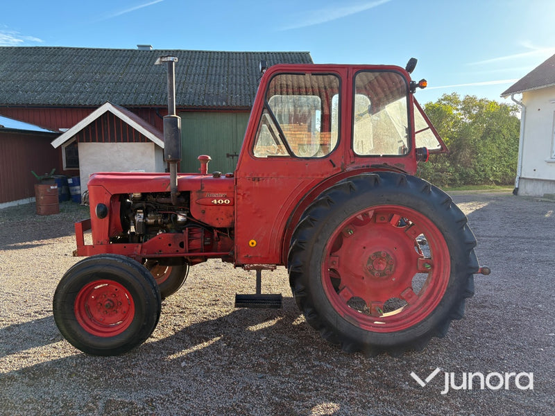Traktor Bolinder Munktell BM Volvo 400 Buster