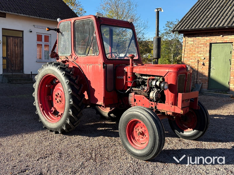 Traktor Bolinder Munktell BM Volvo 400 Buster