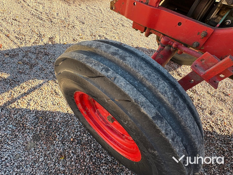 Traktor Bolinder Munktell BM Volvo 400 Buster