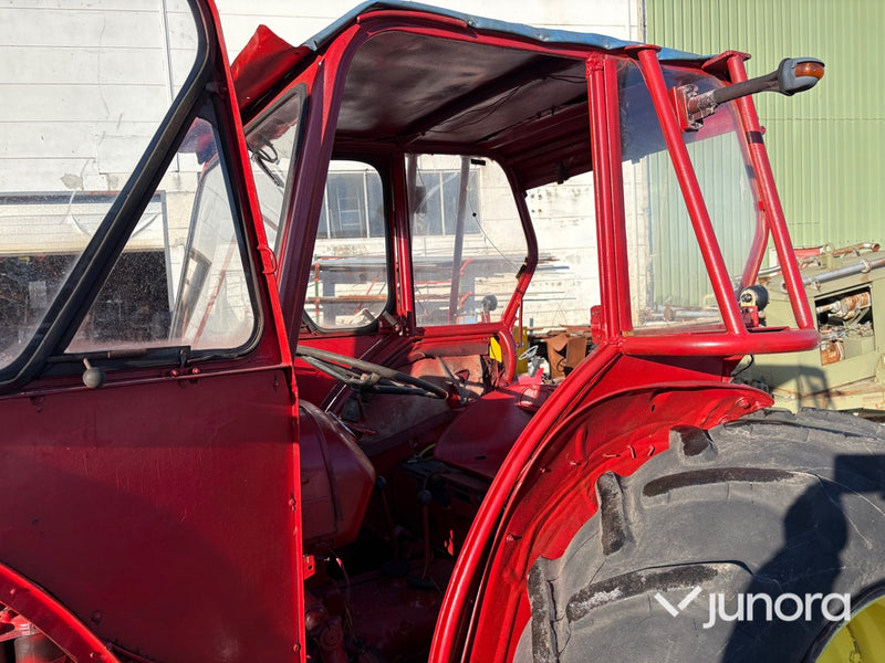 Traktor - David Brown, 990 Implematic