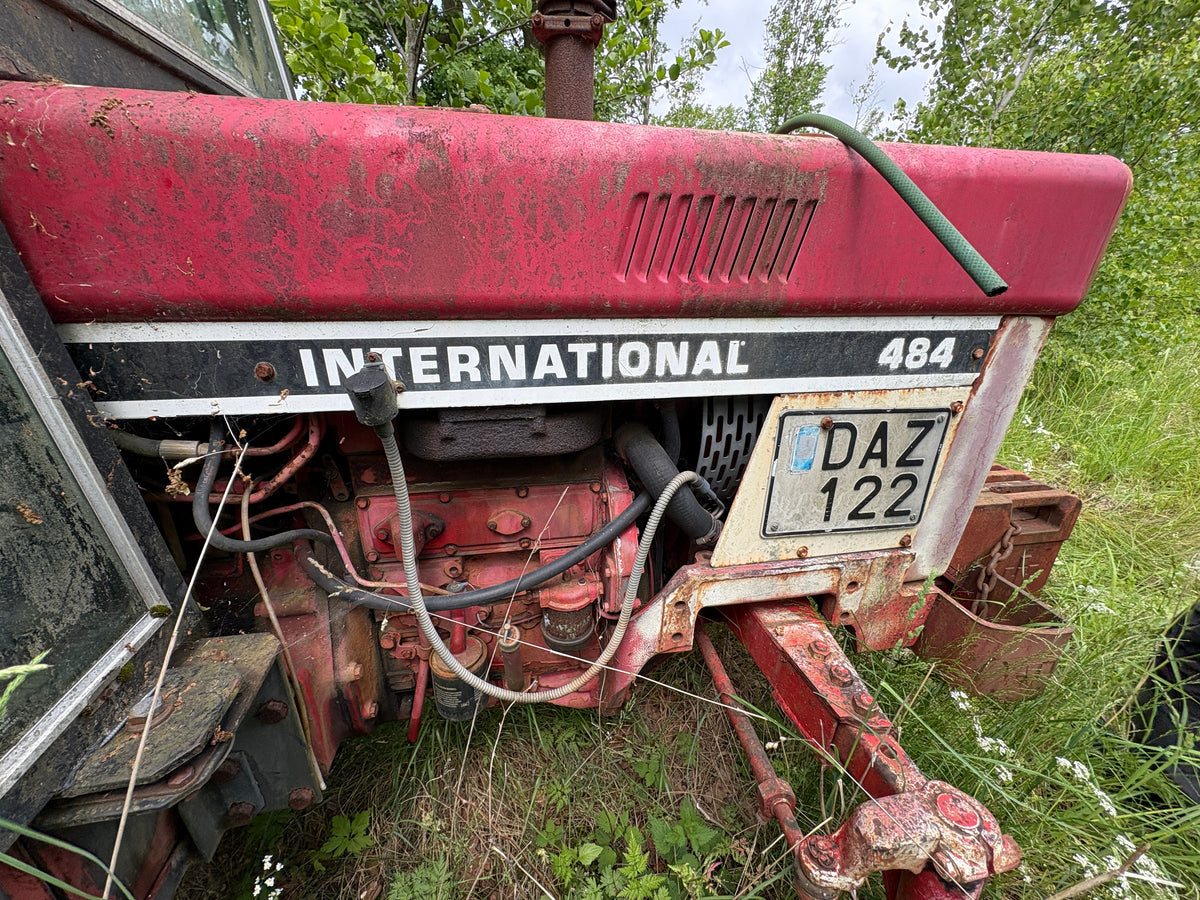Traktor International 484 TA 50HK