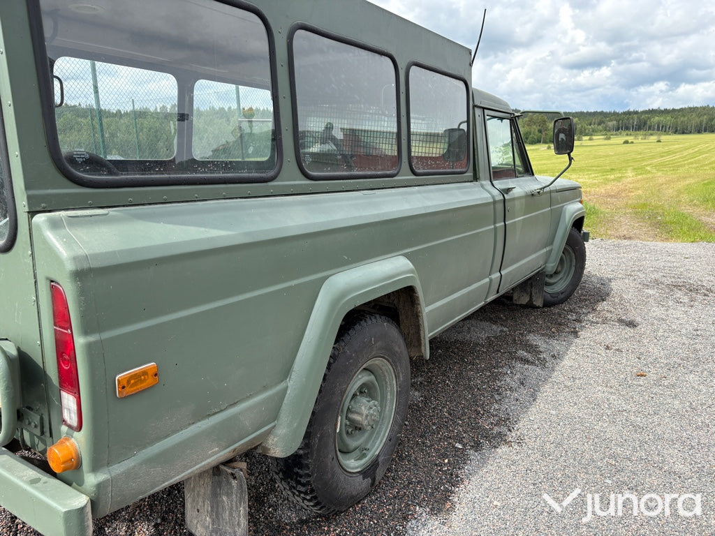 Jeep J20 Truck 27/7600