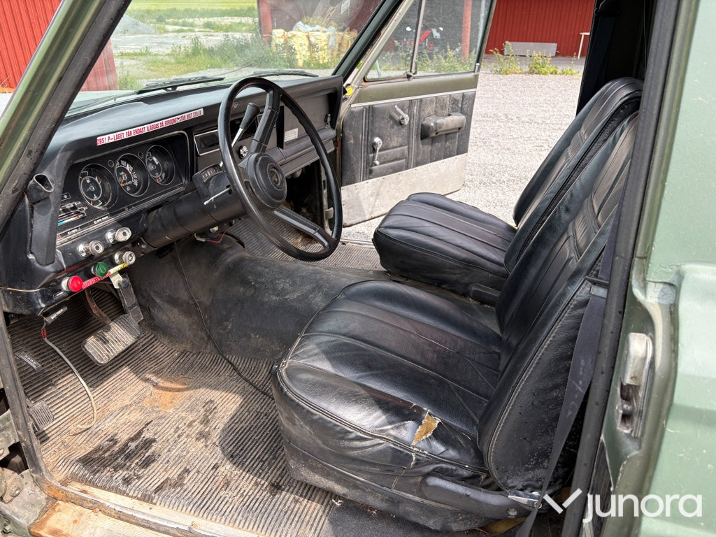 Jeep J20 Truck 27/7600