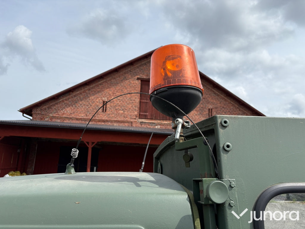 Jeep J20 Truck 27/7600