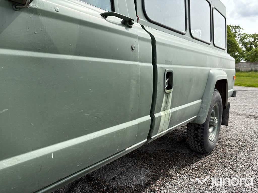 Jeep J20 Truck 27/7600