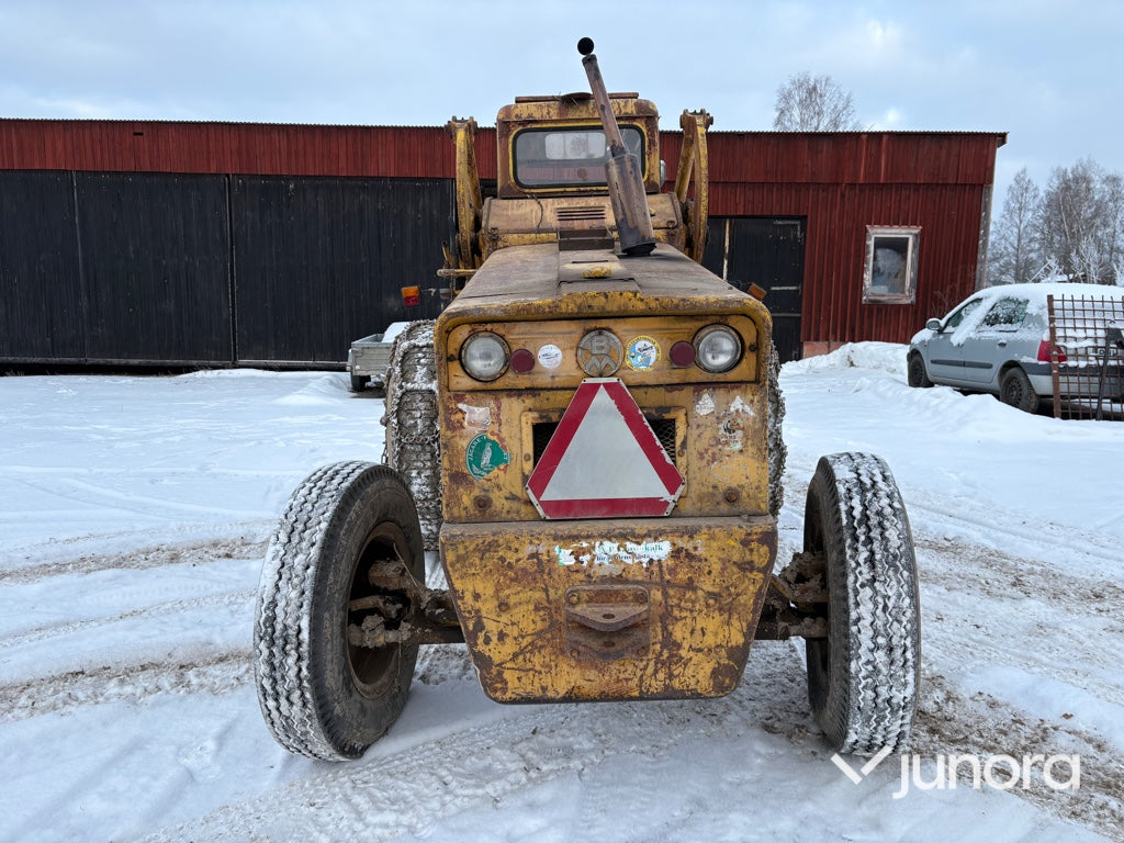 Baklastare - Volvo BM 218