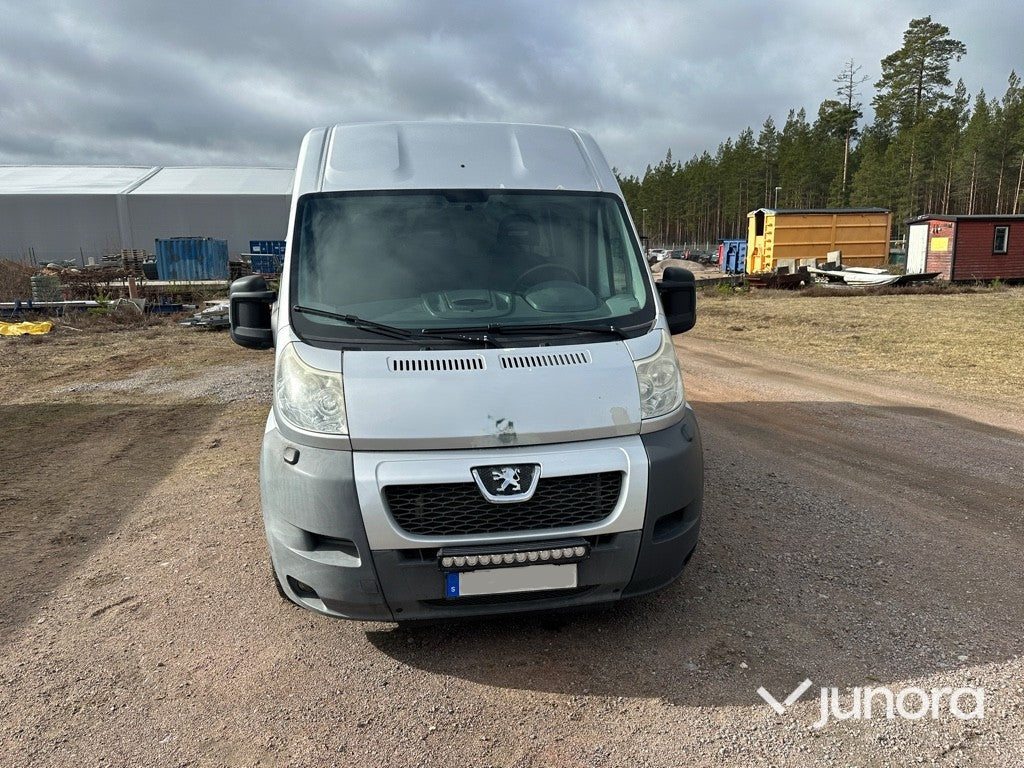 Lätt lastbil - Peugeot, Boxer 2.2 HDi 120