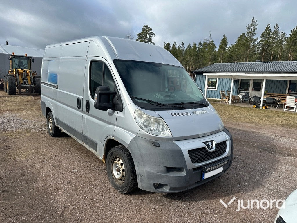Lätt lastbil - Peugeot, Boxer 2.2 HDi 120