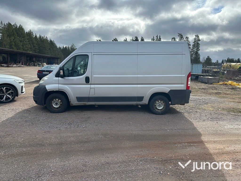 Lätt lastbil - Peugeot, Boxer 2.2 HDi 120