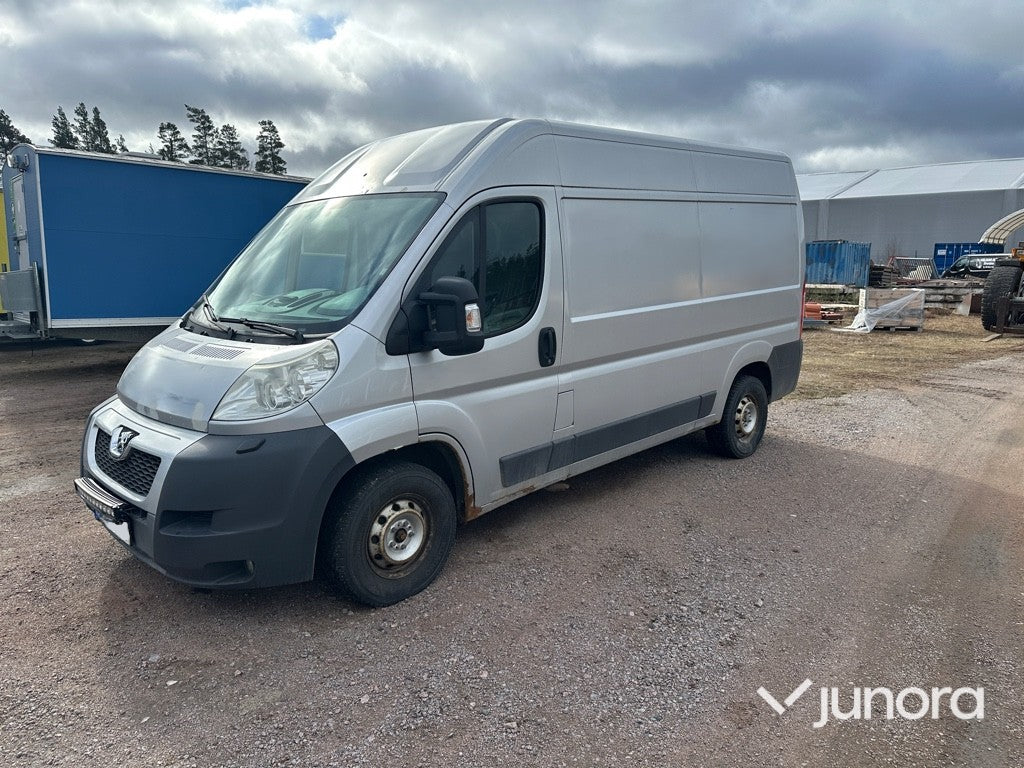 Lätt lastbil - Peugeot, Boxer 2.2 HDi 120