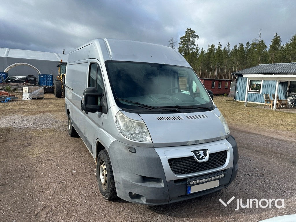 Lätt lastbil - Peugeot, Boxer 2.2 HDi 120