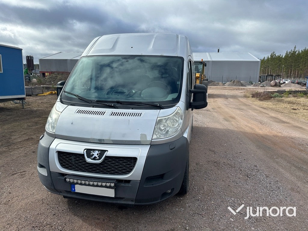 Lätt lastbil - Peugeot, Boxer 2.2 HDi 120
