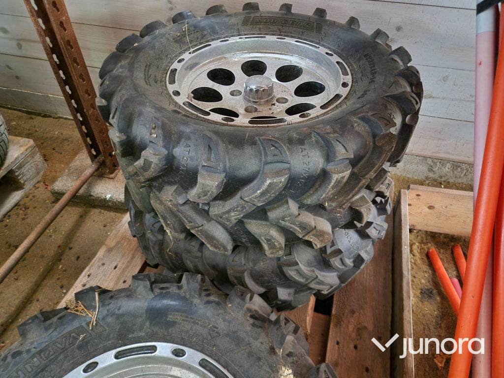 ATV-Däck Med Aluminium Fälgar