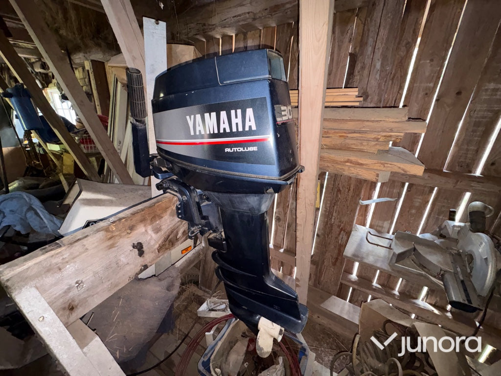 Båtmotor - Yamaha 30 hk utombordare – Autolube