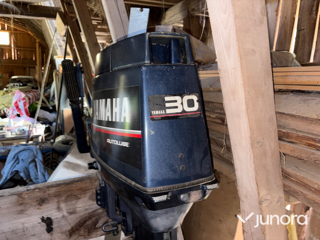Båtmotor - Yamaha 30 hk utombordare – Autolube
