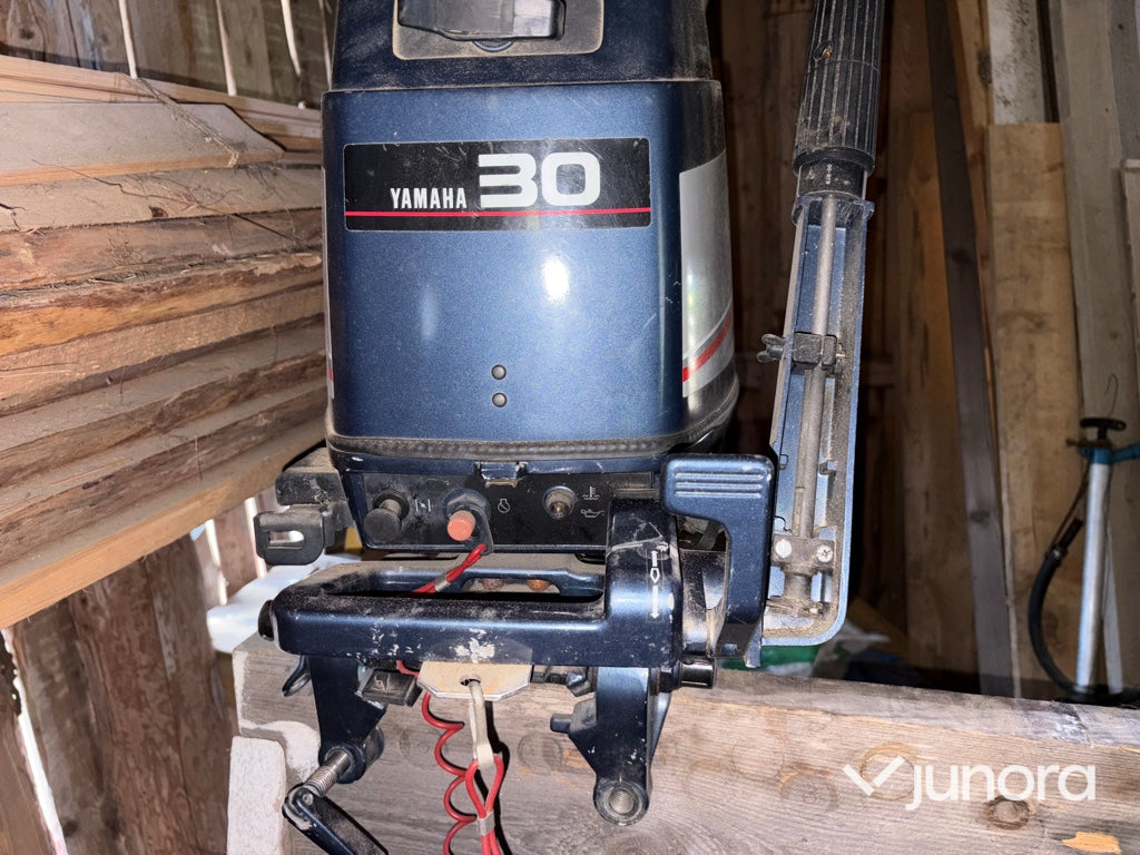 Båtmotor - Yamaha 30 hk utombordare – Autolube