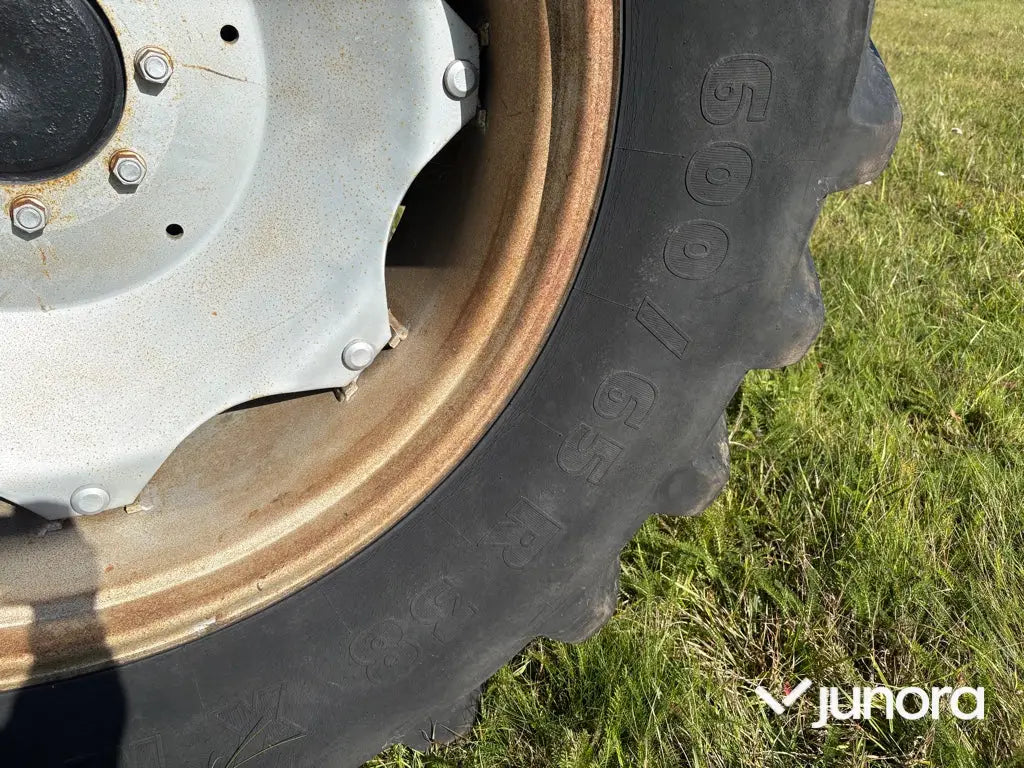 Traktor Case IH 956XL