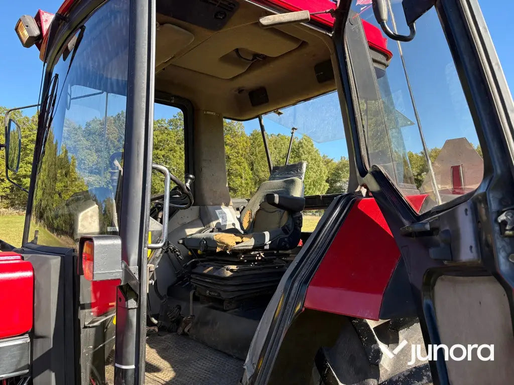 Traktor Case IH 956XL