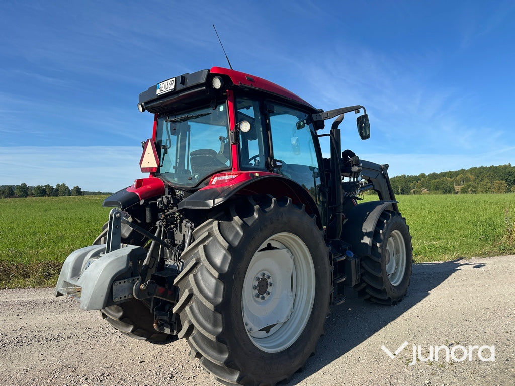Traktor med lastare