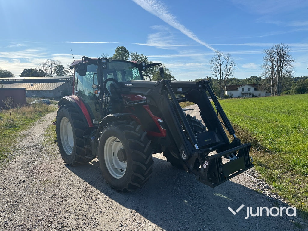 Traktor med lastare