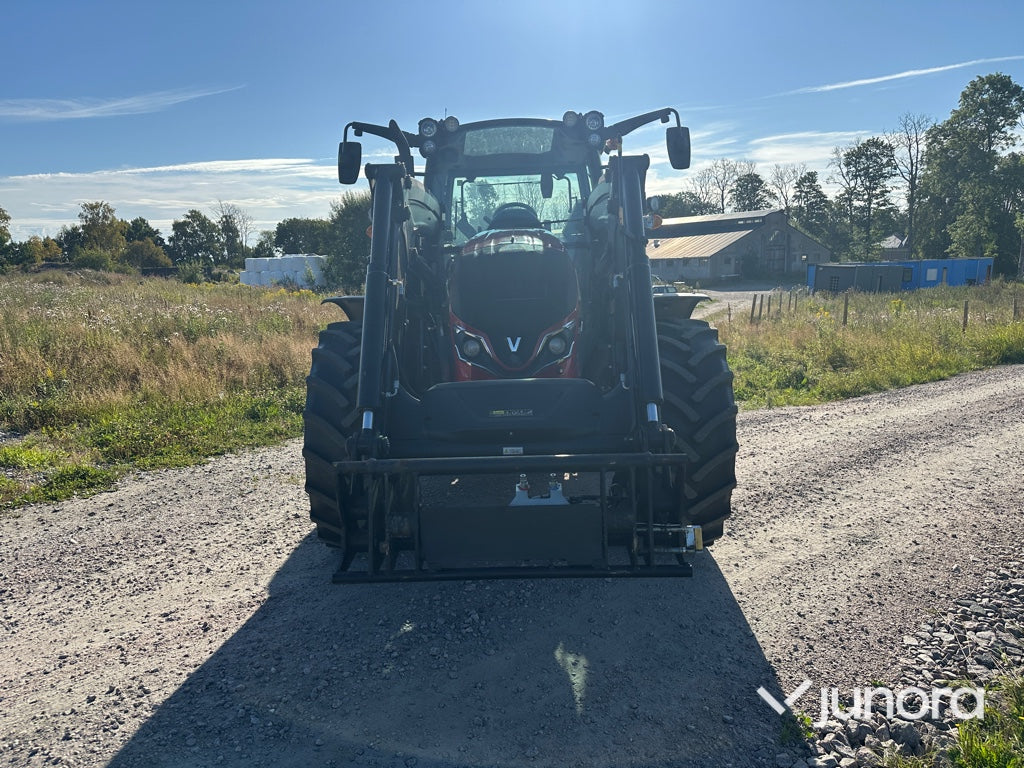 Traktor med lastare