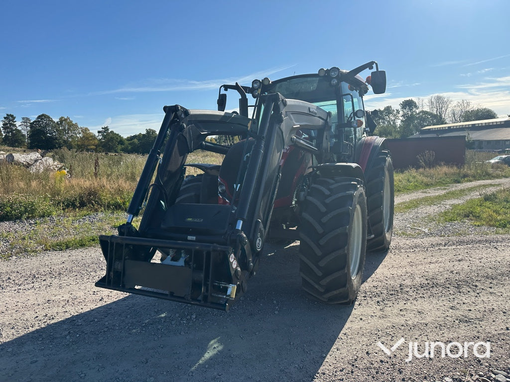 Traktor med lastare
