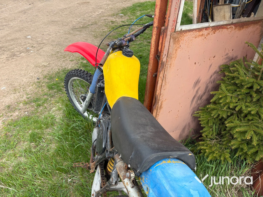 Crossmotorcykel - Suzuki RM