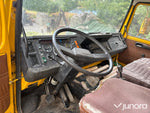 Veteranlastbil Volvo F408 med kran