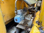 Veteranlastbil Volvo F408 med kran