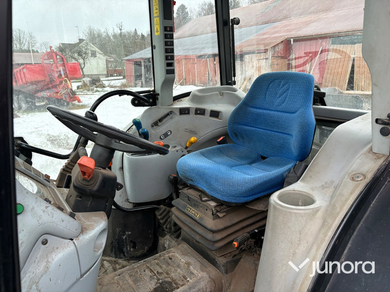 Traktor – New Holland T4040 SuperSteer