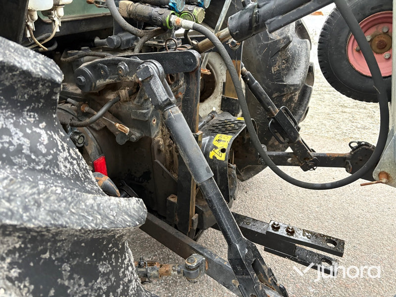 Traktor – New Holland T4040 SuperSteer