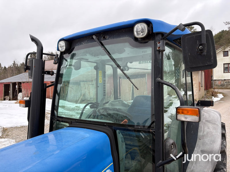 Traktor – New Holland T4040 SuperSteer