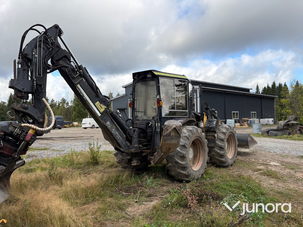 Traktor grävare