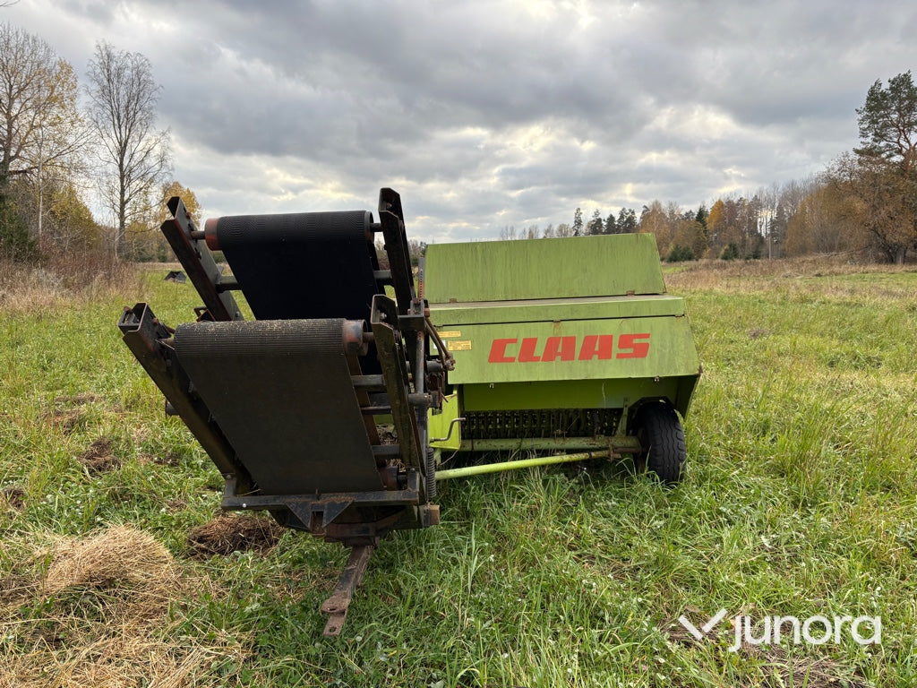 Fyrkantspress / Småbalpress - Claas Markant 60