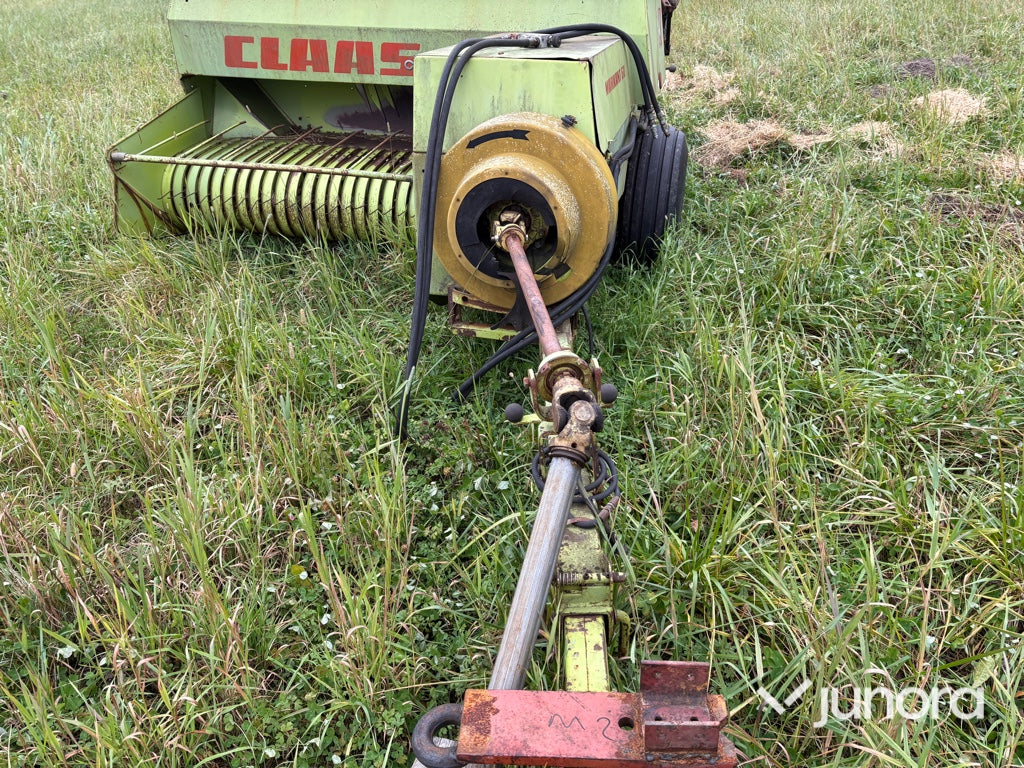 Fyrkantspress / Småbalpress - Claas Markant 60