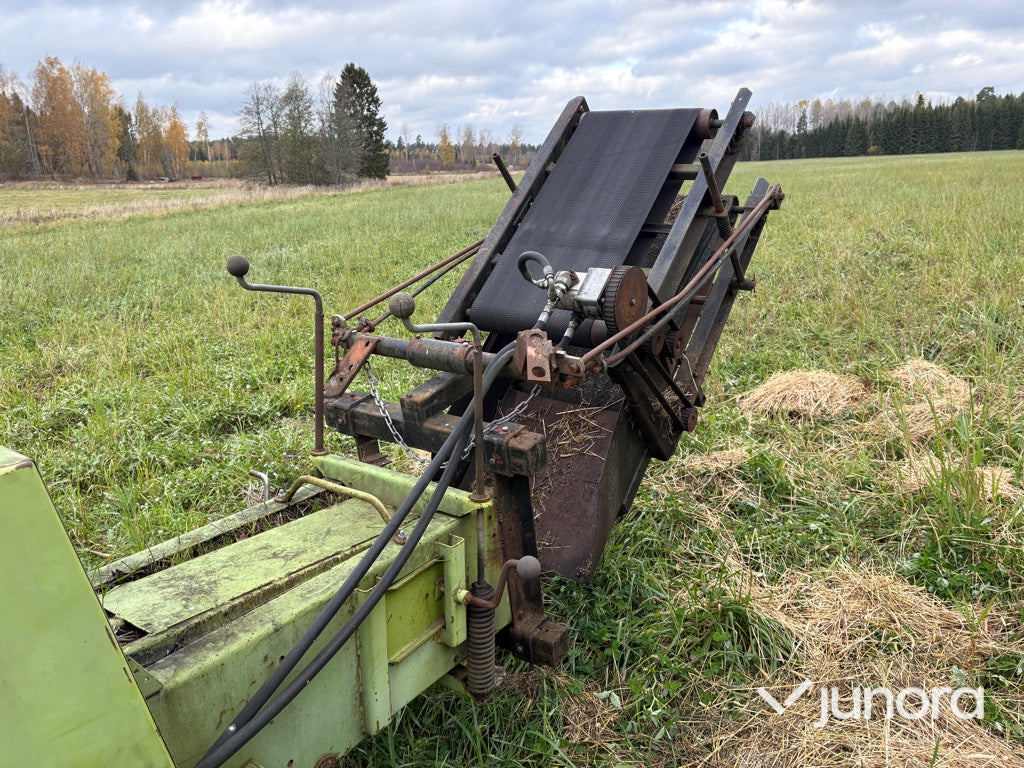 Fyrkantspress / Småbalpress - Claas Markant 60