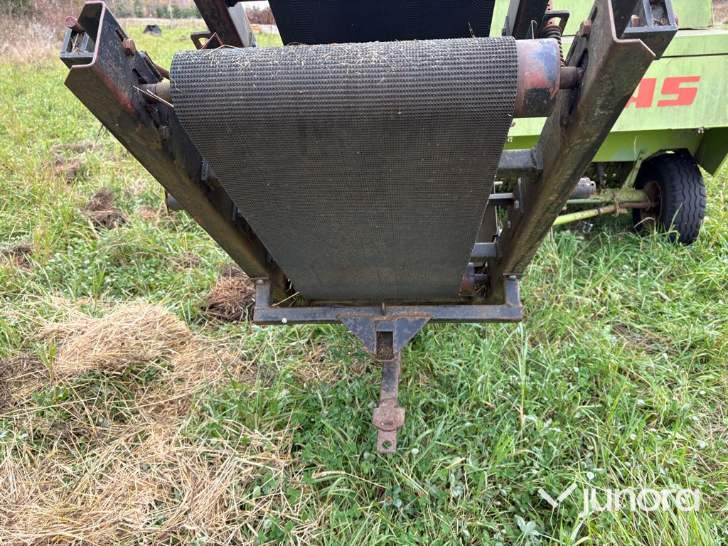 Fyrkantspress / Småbalpress - Claas Markant 60