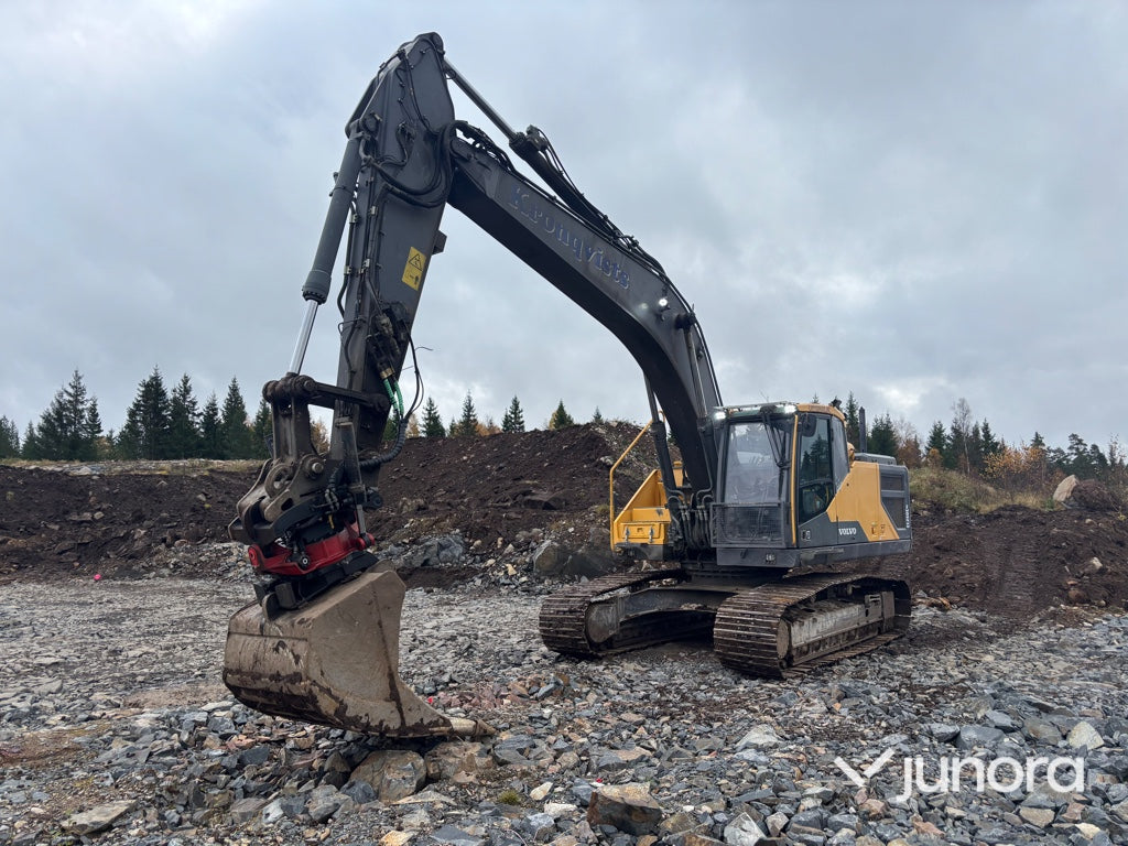 Bandgrävare Volvo EC250ENL