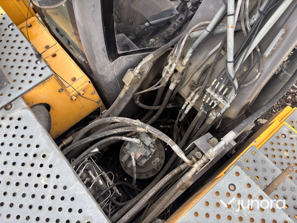 Bandgrävare Volvo EC250ENL