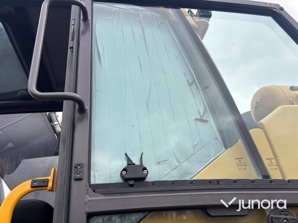 Bandgrävare Volvo EC250ENL