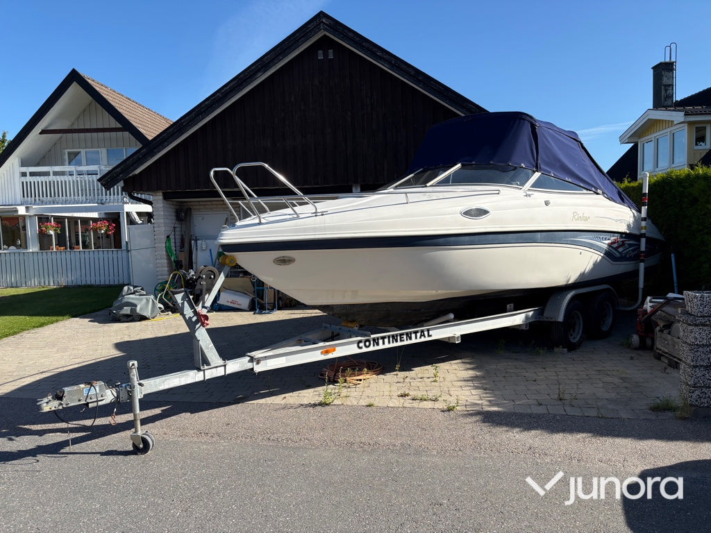 Båt Rinker 232 Captiva Liberty Edition