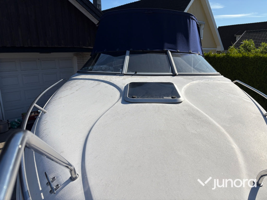 Båt Rinker 232 Captiva Liberty Edition