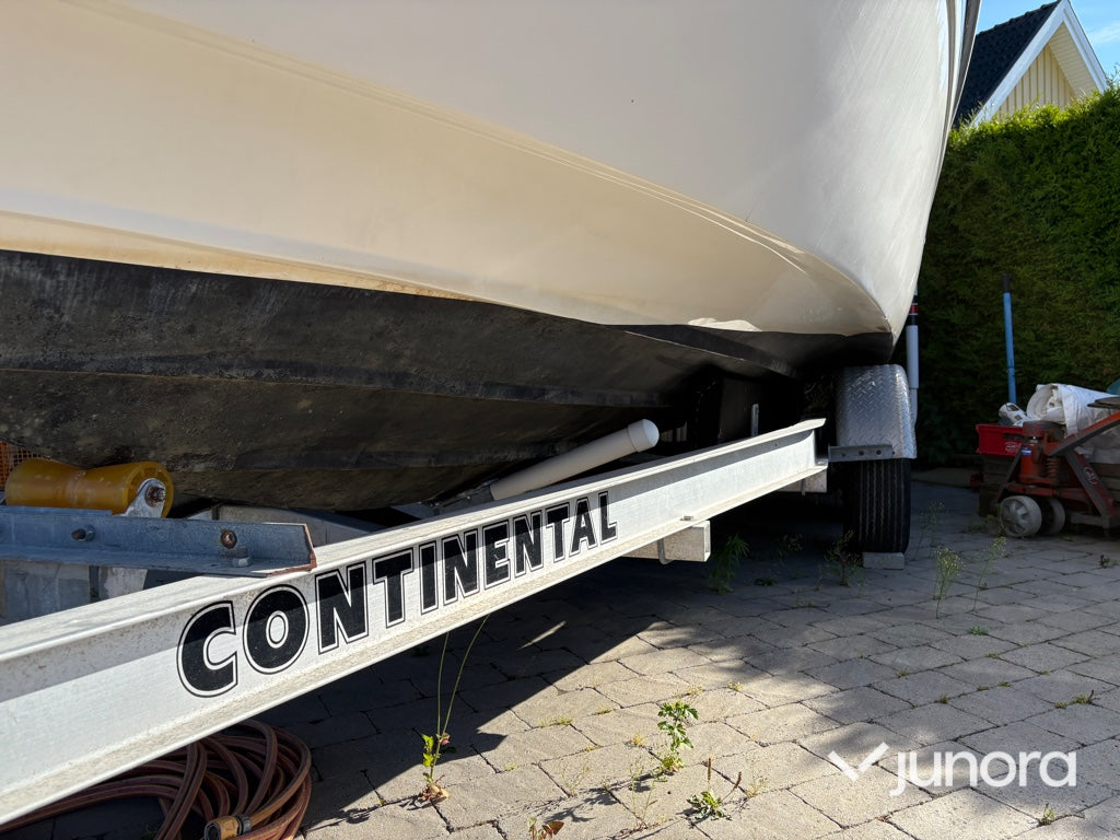 Båt Rinker 232 Captiva Liberty Edition
