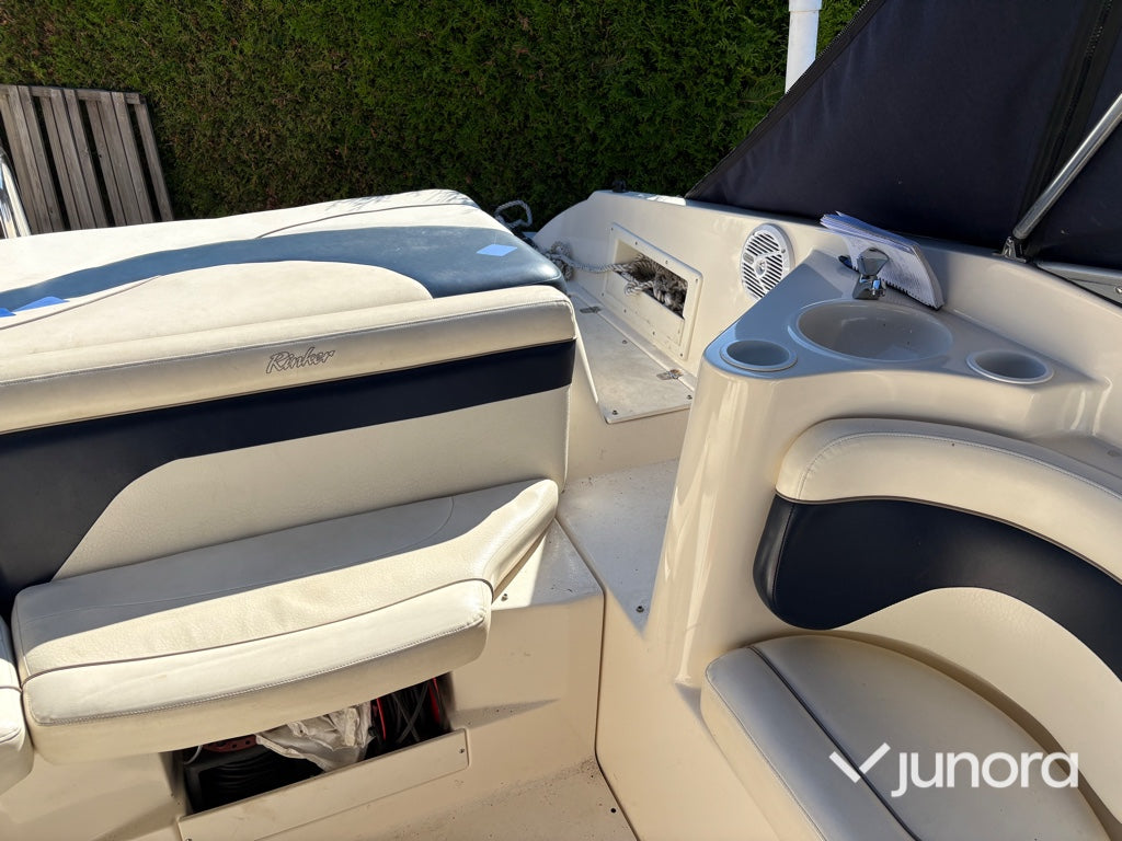 Båt Rinker 232 Captiva Liberty Edition