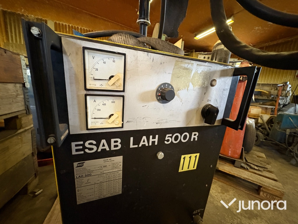 Migsvets ESAB LAH 500R med matarverk